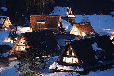 相倉合掌集落夜景アップ