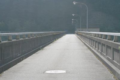 �V�[�͎����Ԃ��ʍs�\