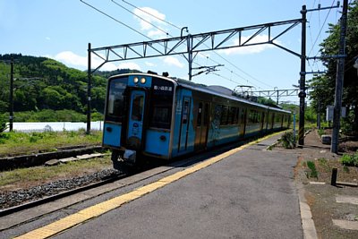 青い森701系電車