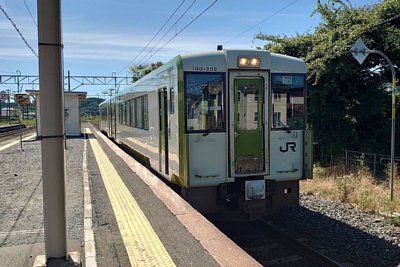 キハ100系気動車