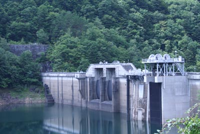 �E�ݏ㗬�����猩�����