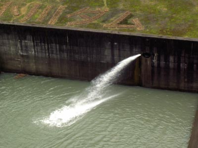 �����ǂ���̉͐�ێ��p���̕���