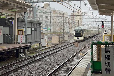 中央線ホーム