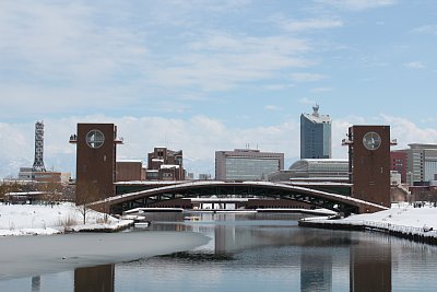 冬の富岩運河環水公園