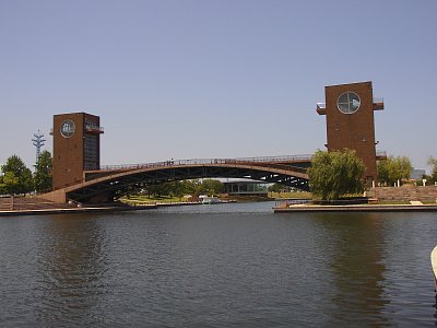 富岩運河環水公園 天門橋