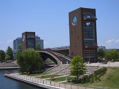 富岩運河環水公園 天門橋