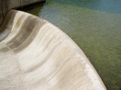 ���R�z�����^���f