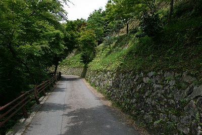 駐車場への道路