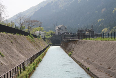 �����p��