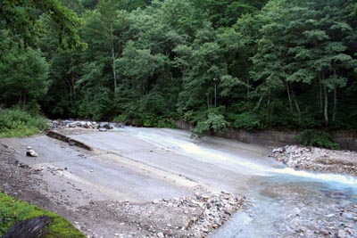 �����J����̗���