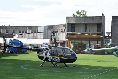 JA33TH(ロビンソン R44 レイブン)