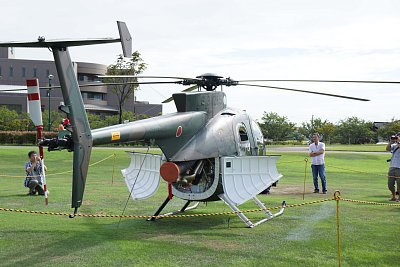 OH-6Dの後部