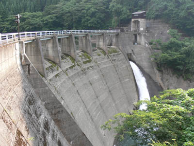 ���R�z�����^���f