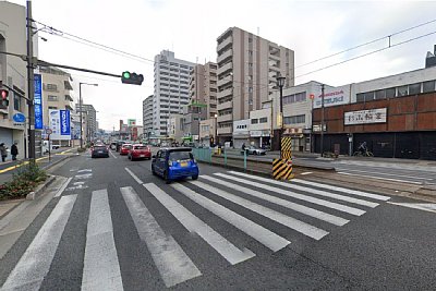 安全地帯と横断歩道