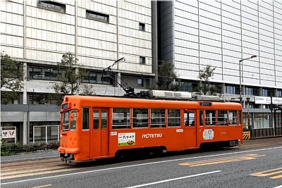 モハ2000形電車