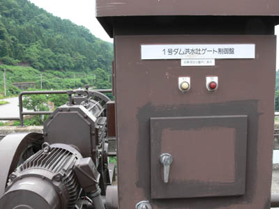 �V�[��̍^���f���Q�[�g�����