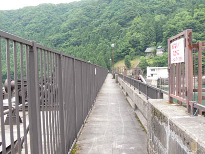 �V�[�͕��s�҂��ʂ�܂�