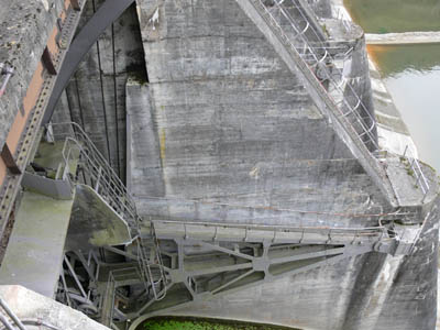 ���W�A���Q�[�g���ォ�猩��