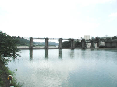 �㗬�����牓�]