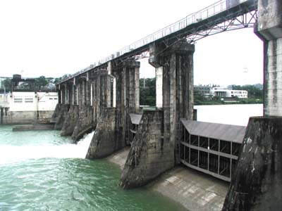 �������̃Q�[�g