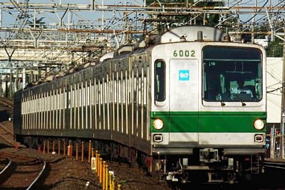 東京メトロ6000系