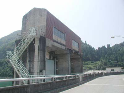 �V�[�ƃQ�[�g���䎺