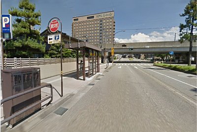 �����w�t�߂̗l�q