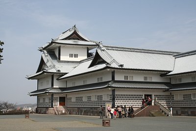 �����H�E