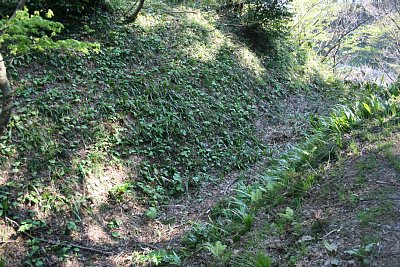 堀切、ここに橋が架かっていたとありましたが・・・