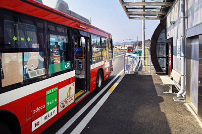 バスが停車