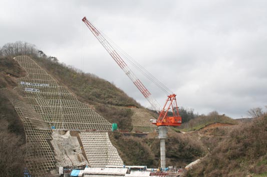 �Œ莮�^���[�N���[��