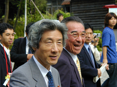 ���q�����W���ɂā@�@2004�N8��25��