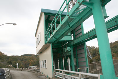 ���W�A���Q�[�g���쎺