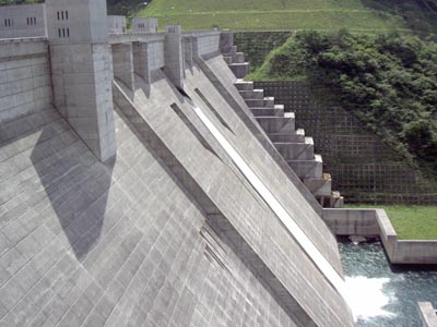 �E�݉����������̂�����