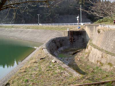 ���ݑ��̍^���f