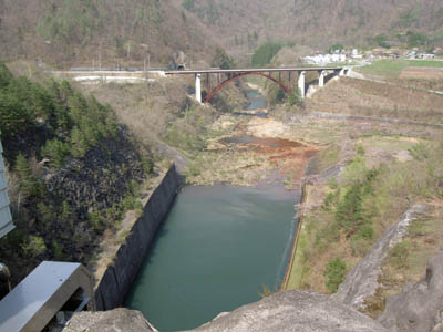 �������ɂ���A�[�`������_���𒭂߂�Ɨǂ�