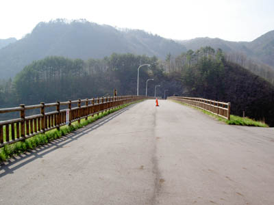 �V�[�͕��s�҂��ʂ�܂�