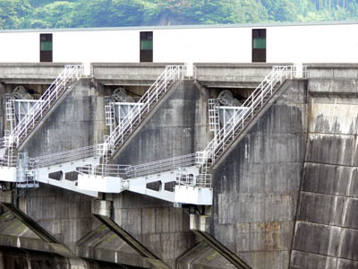 �N���X�g�Q�[�g