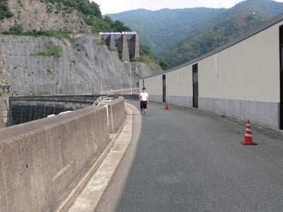 �V�[�͎����Ԃ��ʍs�\�ł�