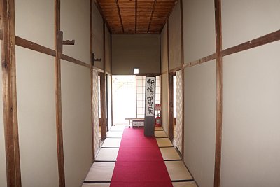 紙で作った甲冑展