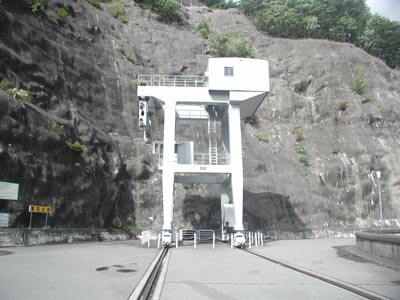 �N���[��