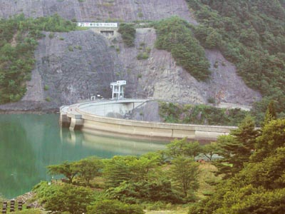 �㗬�����̉��i