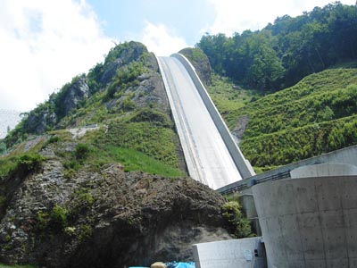 �����H�̓W�F�b�g�R�[�X�^�[�̂悤�ł�