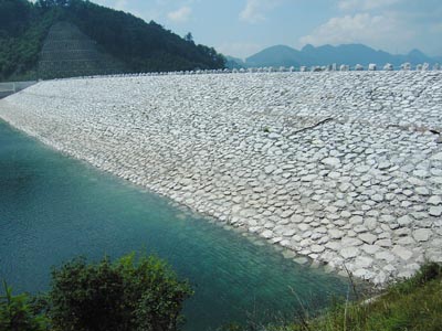 ��̂��E�ݏ㗬�����猩��