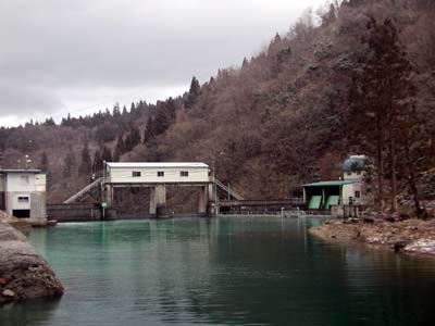 �E�ݏ㗬�����猩�����