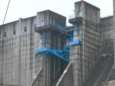 ラジアルゲート