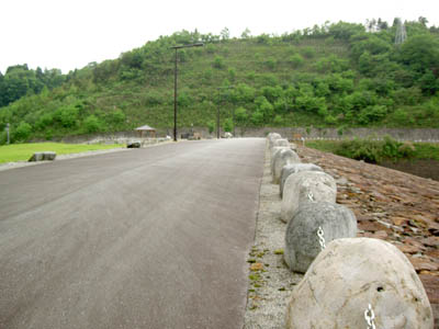 �V�[�͕��s�҂��ʍs�\�ł�