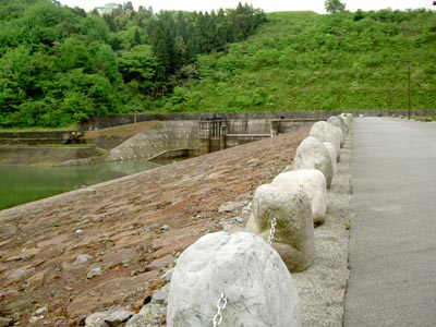 �V�[�ォ���̏㗬��������