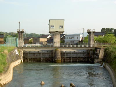 和田川用水大戸水門全景