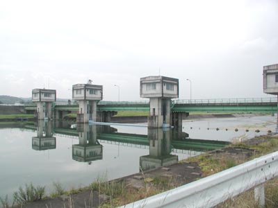 �㗬��������